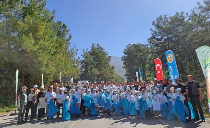 Alanya'da 'orman benim' etkinliği düzenlendi