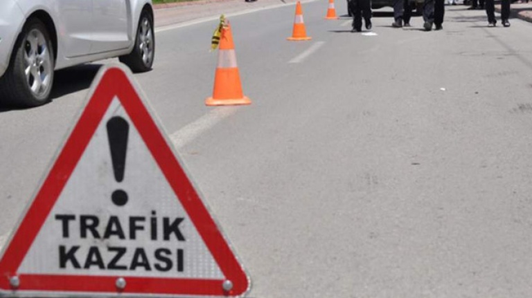 Alanya’da iki motosiklet çarpıştı: 4 yaralı