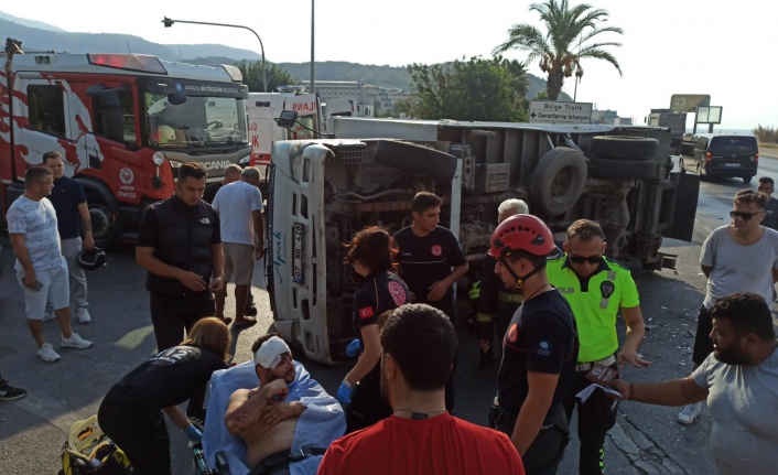 Alanya’da otomobil ile kamyon çarpıştı: 1 ağır yaralı