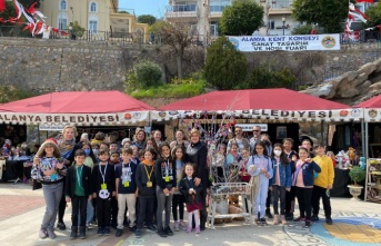 Alanya'da tasarım ve hobi fuarı yoğun ilgi gördü