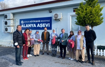 Alanya'da aşevi kadınlarından büyük özveri