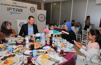 Kaymakam Ürkmezer iftarda gençler ve çocuklarla buluştu