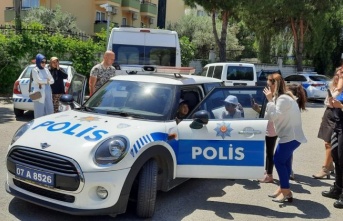 Alanya Emniyeti’nden özel çocuklara TOMA’lı karşılama