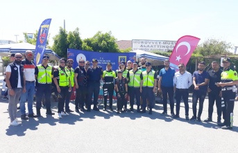 Alanya’da motosiklet sürücülerine uygulamalı eğitim