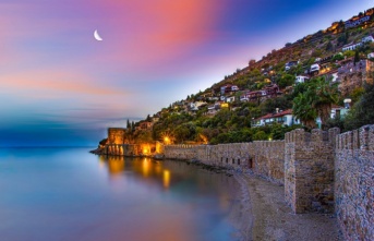 Fotoğraf sayesinde Alanya’ya gelmek istediler