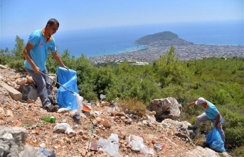 Alanya'nın her köşesinde temizlik çalışması