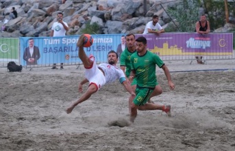 Kumda şampiyon Alanya Belediyespor