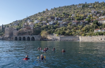 Alanya'da dip temizliği yapıldı