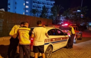 Alanya’da jandarma 19 aracı trafikten men etti